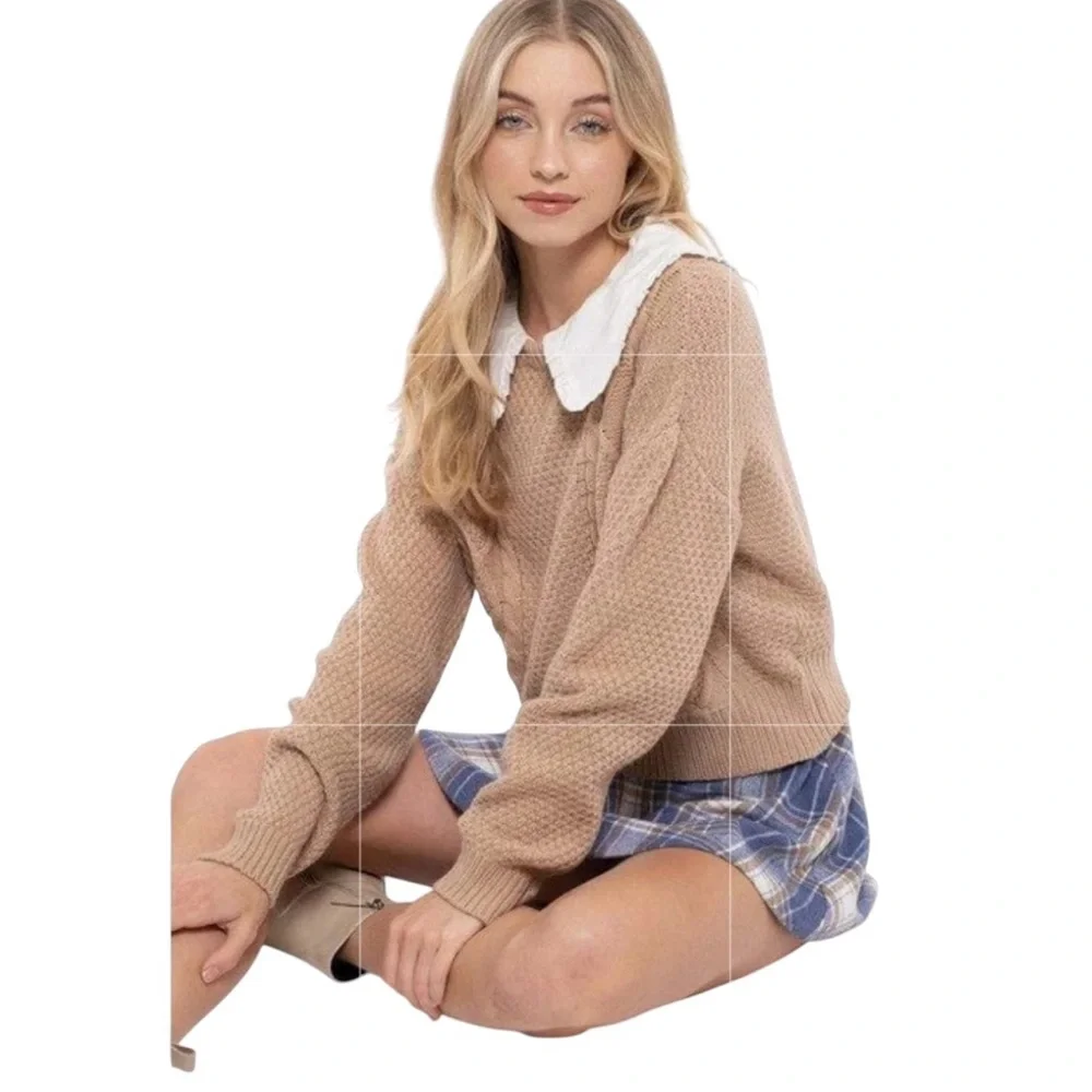Blu Pepper NWT Medium Doll Collared CableKnit Once Upon a time Sweater taupe - Picture 3 of 14
